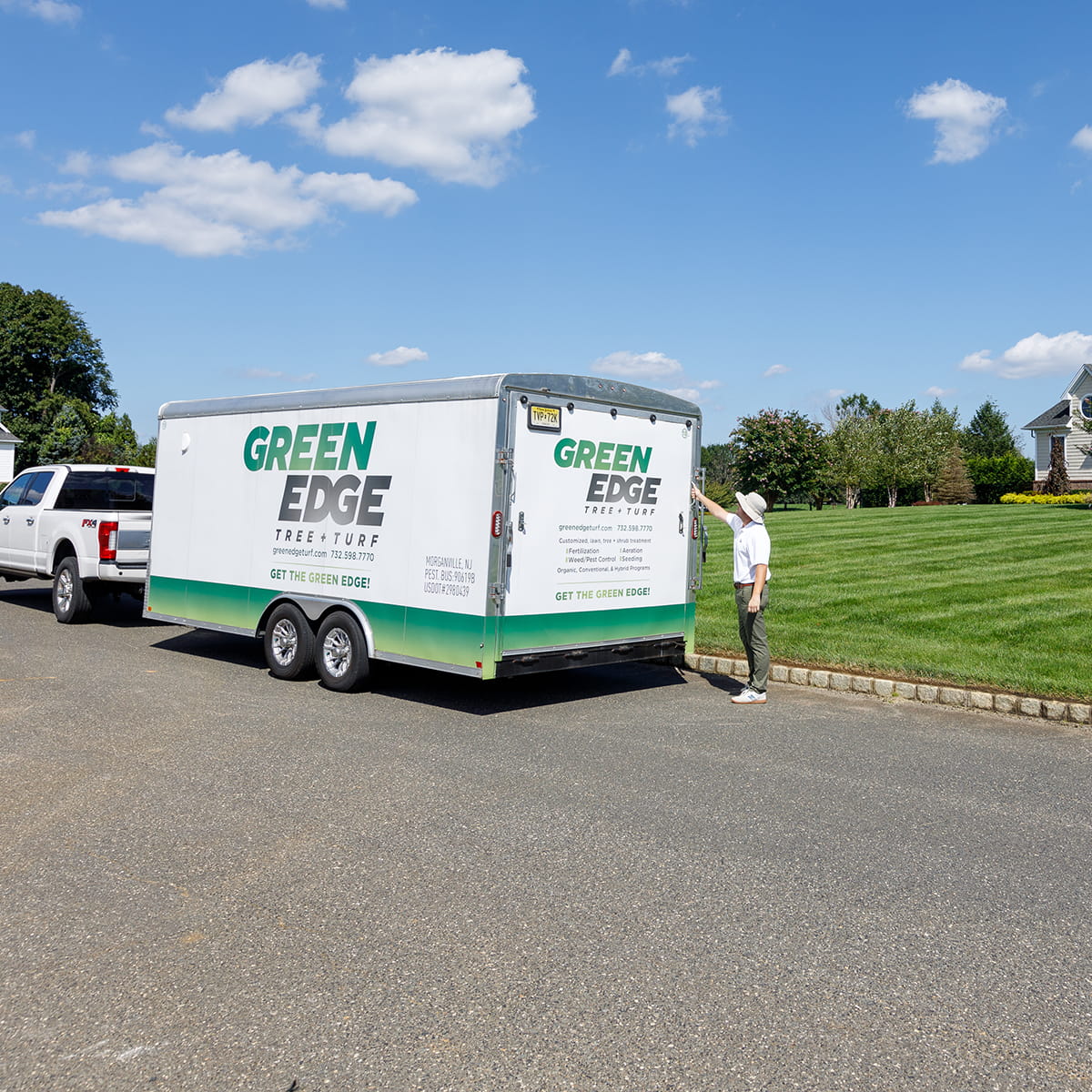 Lush green lawn with Green Edge's Aberdeen custom fertilization, weed control, and seeding programs.